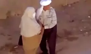 فيديو إباحي تقنية التانترا امهات سكسي من الهند الغريبة